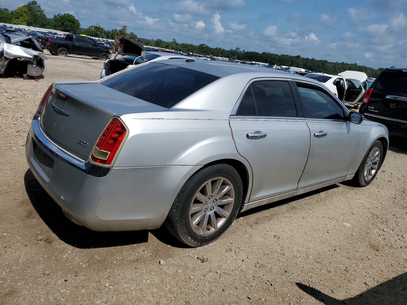 2C3CA5CG0BH614050 2011 Chrysler 300 Limited