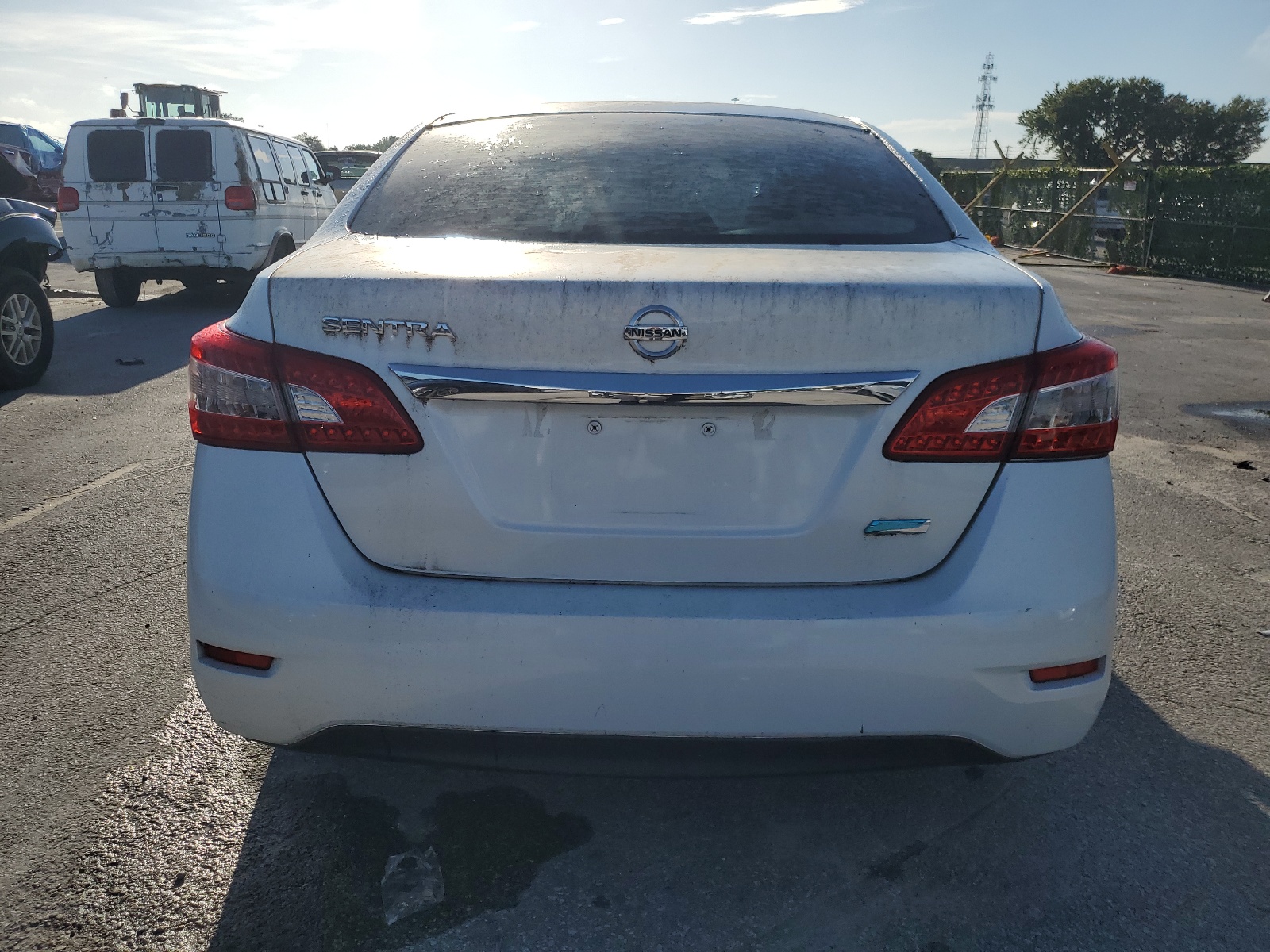 2014 Nissan Sentra S vin: 3N1AB7APXEL690212