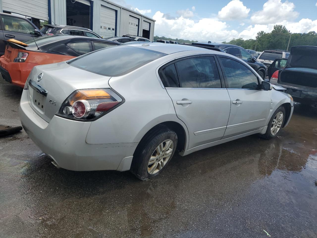 2011 Nissan Altima - Image 3