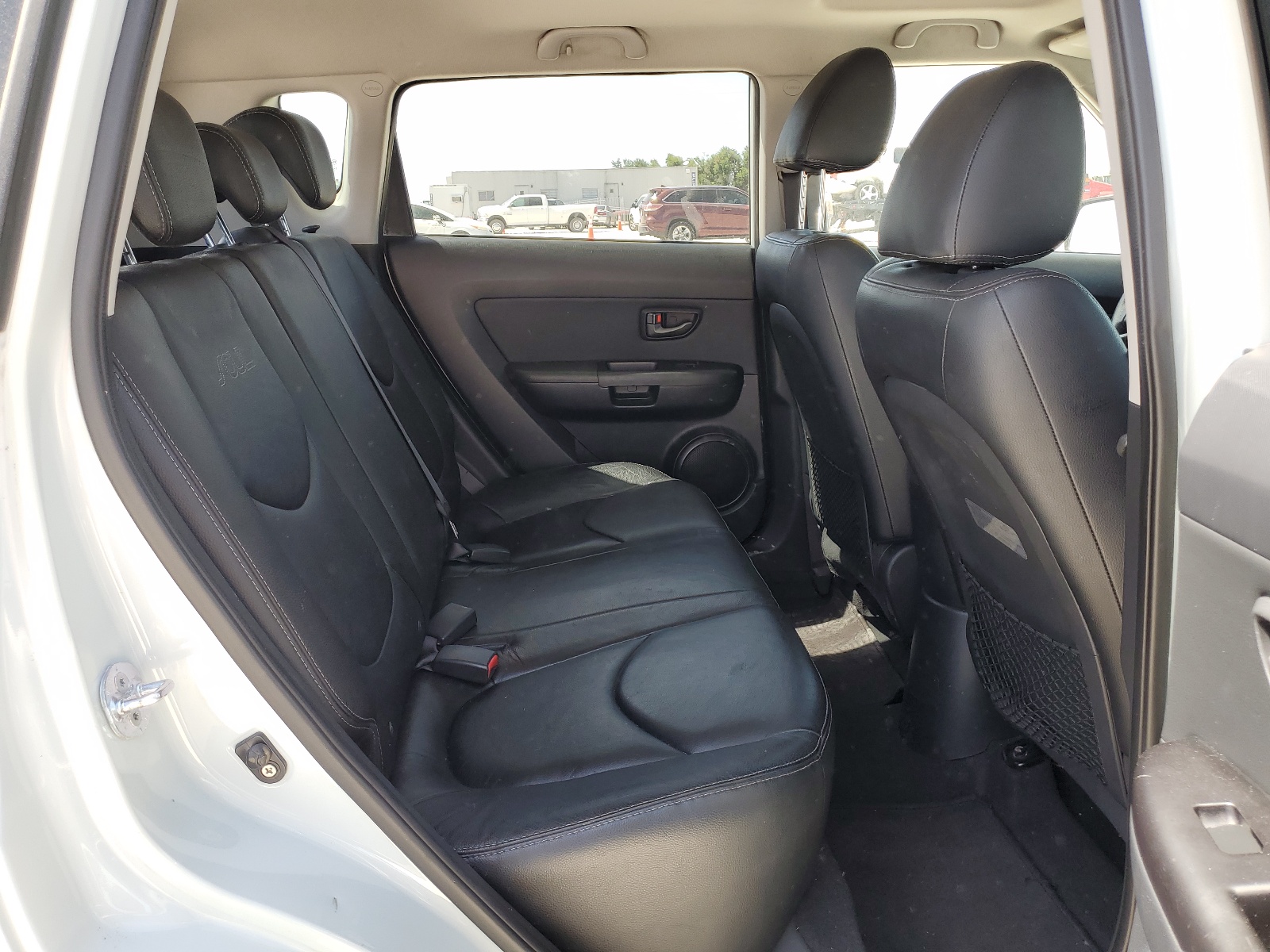 KNDJT2A23A7170238 2010 Kia Soul +