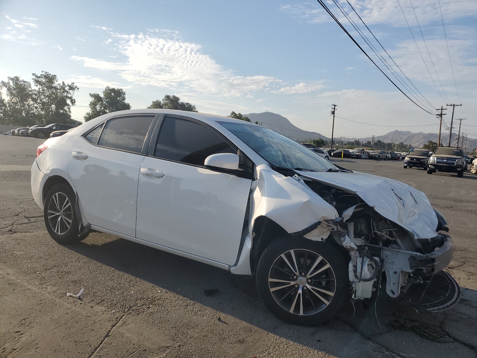 2016 Toyota Corolla L vin: 5YFBURHE2GP553153