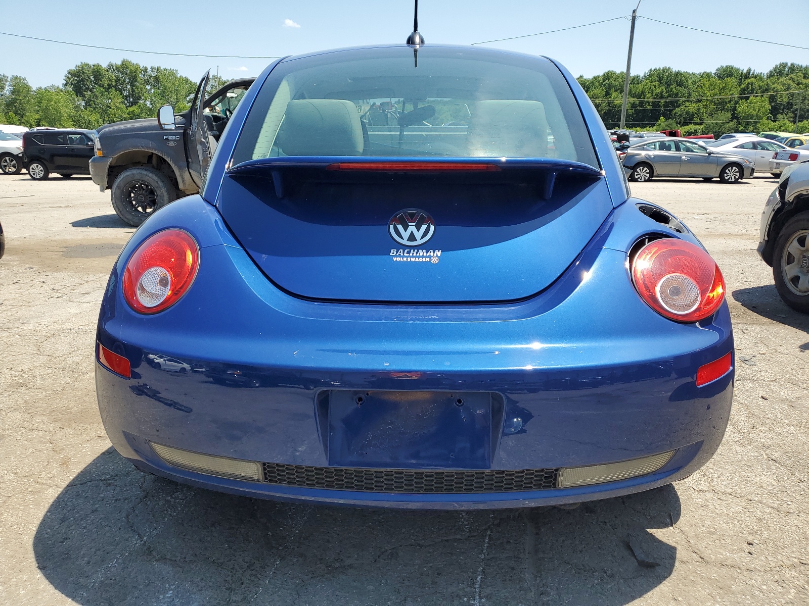 3VWRW31C28M525051 2008 Volkswagen New Beetle S