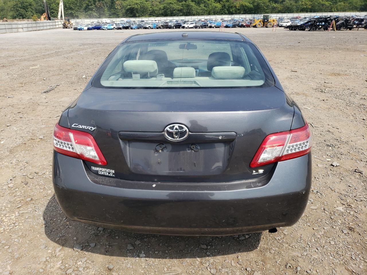 2010 Toyota Camry - Image 6