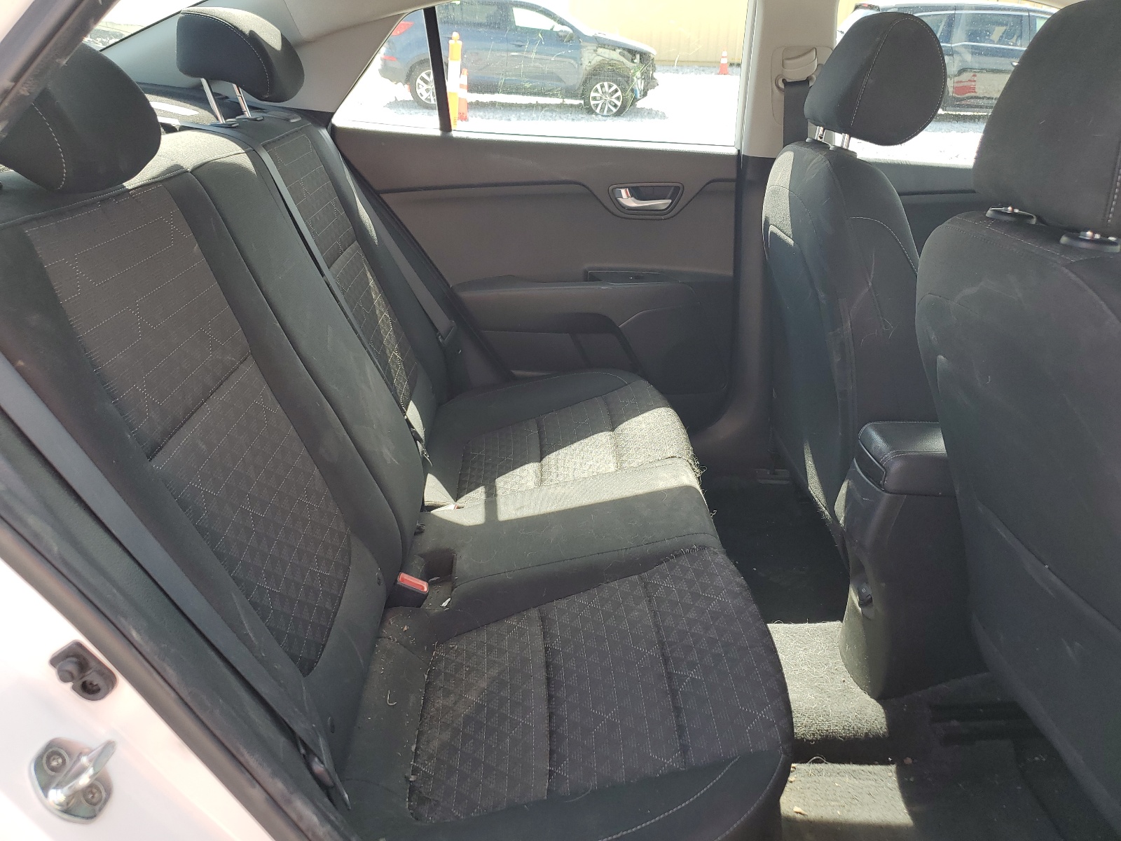 3KPA24AB1JE069455 2018 Kia Rio Lx