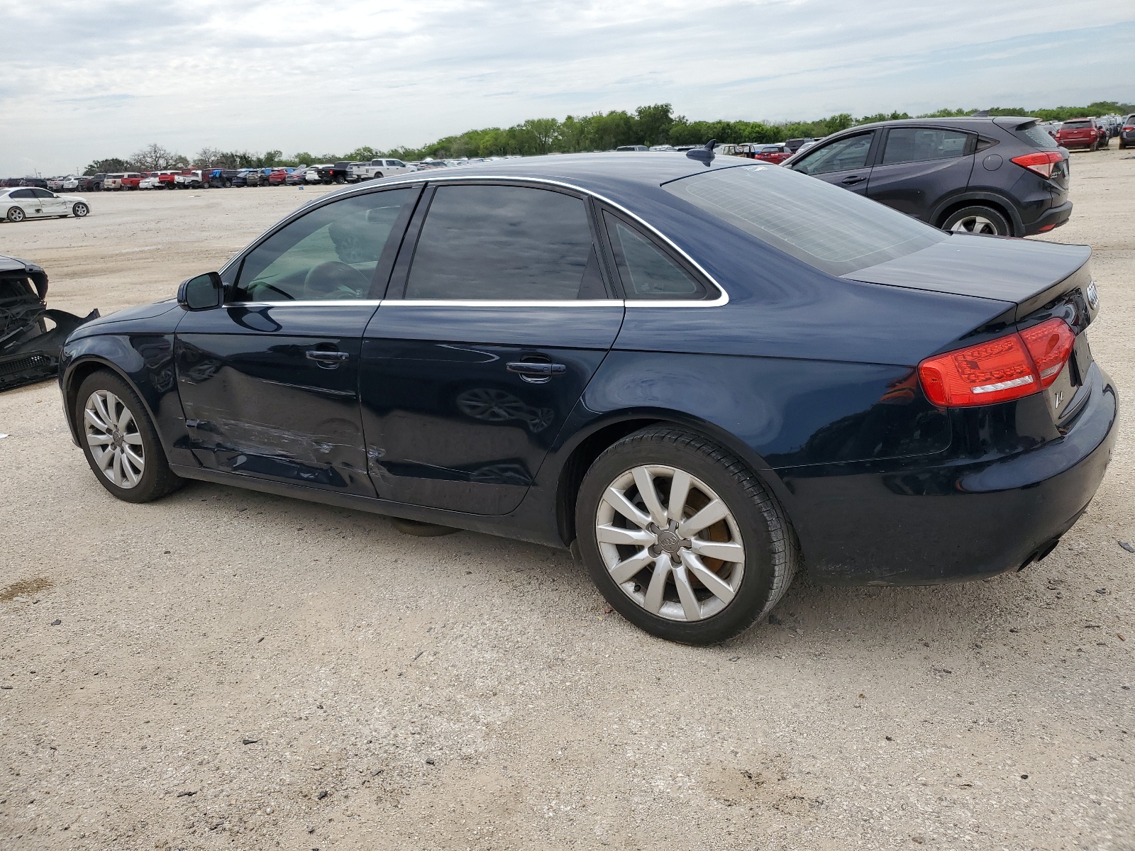 WAUEFAFL8BN038218 2011 Audi A4 Premium Plus