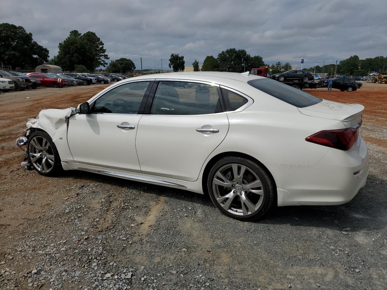 2019 Infiniti Q70L 3.7 Luxe VIN: JN1BY1PP3KM685622 Lot: 63824554