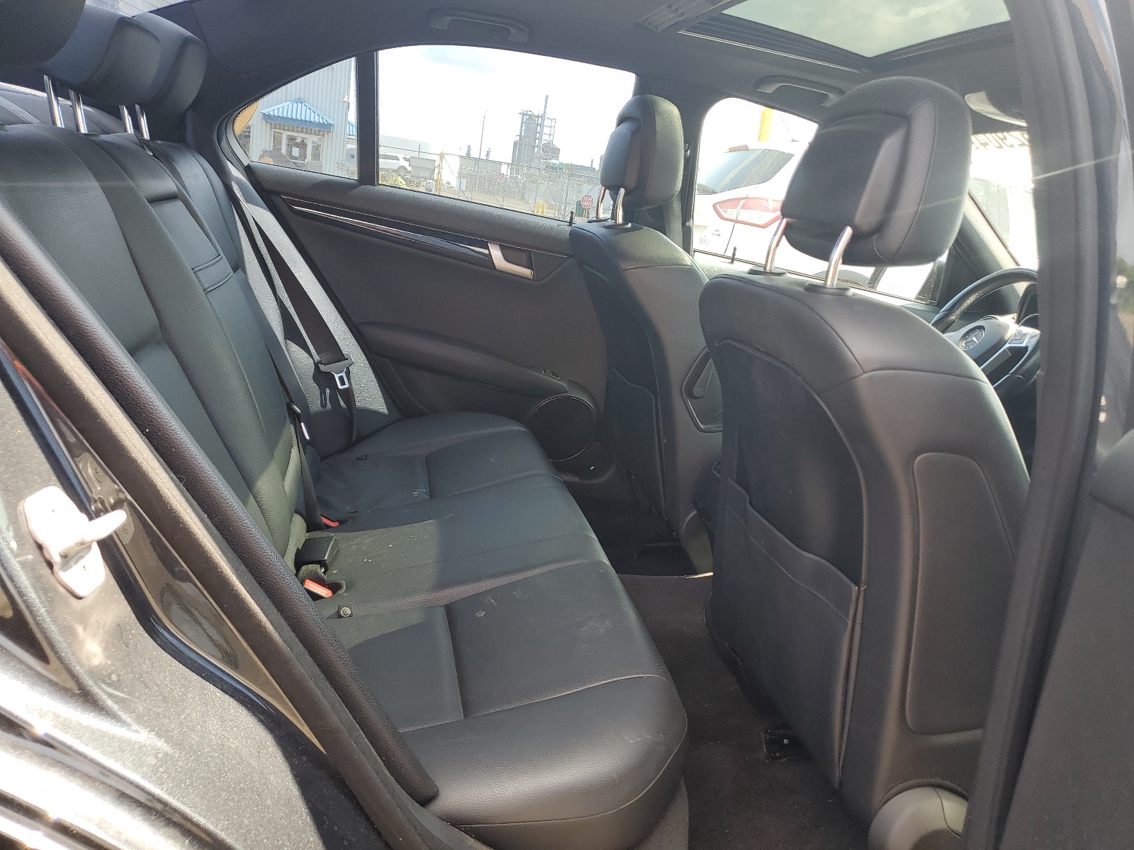 WDDGF8AB9DA829330 2013 Mercedes-Benz C 300 4Matic