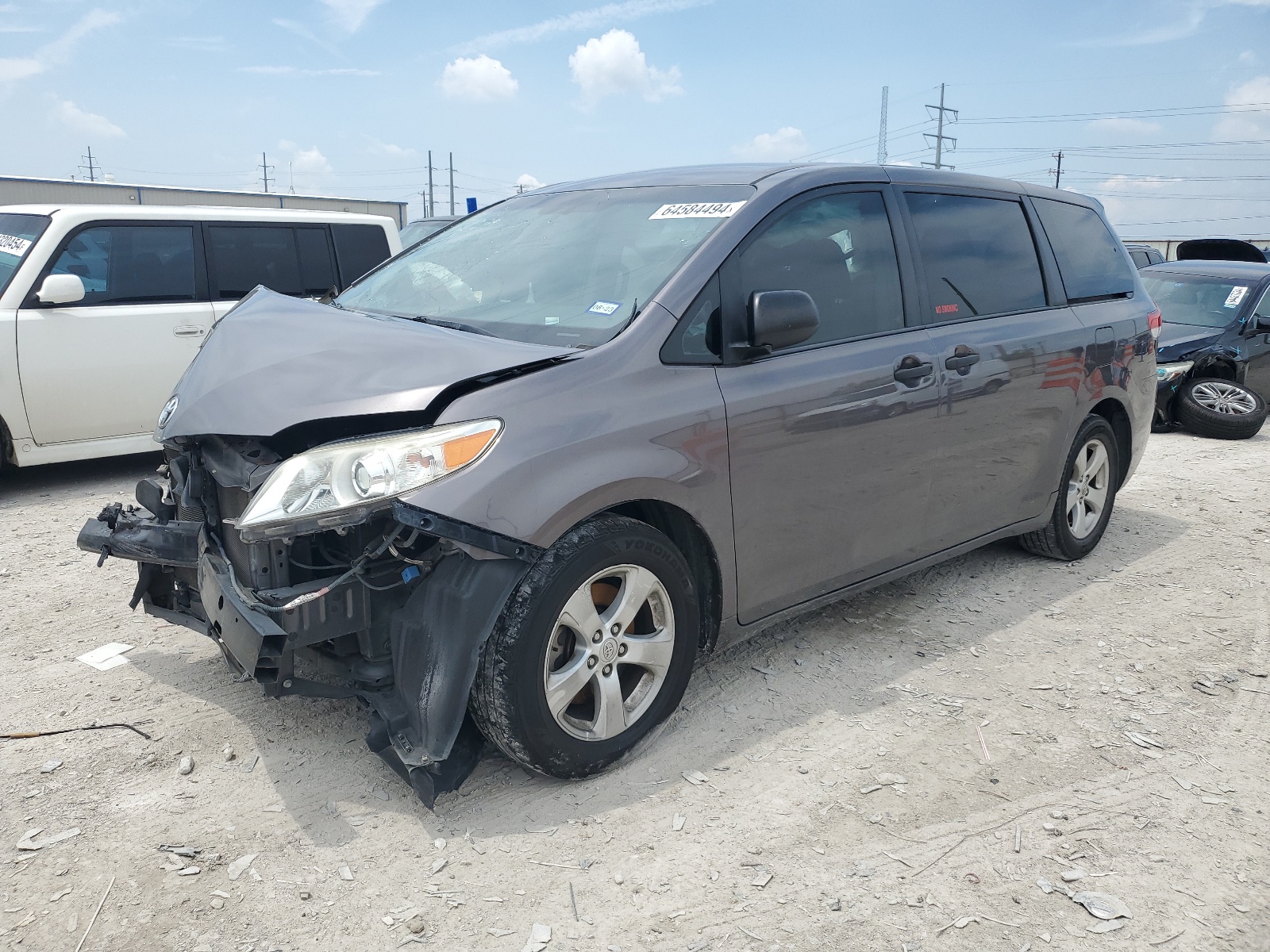 2014 Toyota Sienna vin: 5TDZK3DC7ES519848