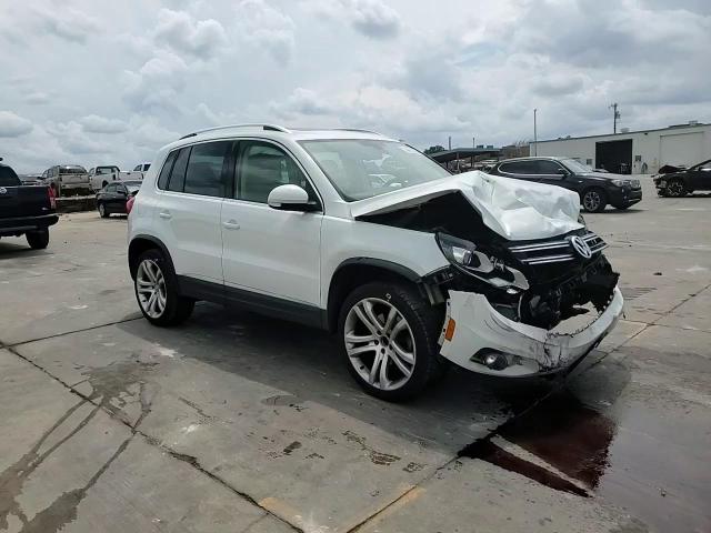 2016 Volkswagen Tiguan S VIN: WVGAV7AX0GW506974 Lot: 64910364