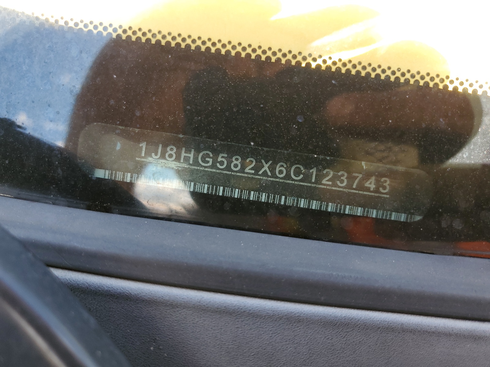 1J8HG582X6C123743 2006 Jeep Commander Limited