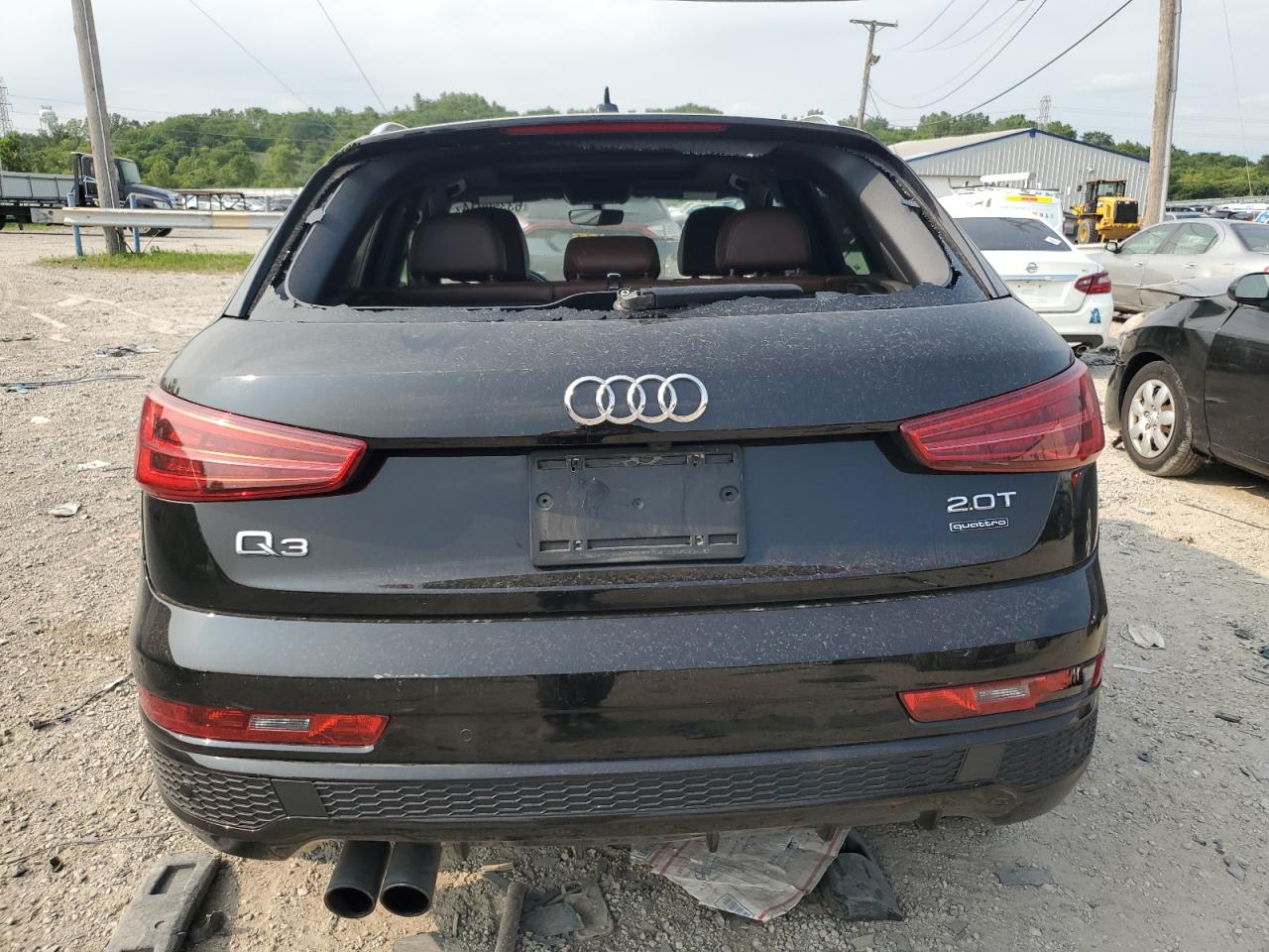 WA1JCCFS9JR025637 2018 Audi Q3 Premium Plus