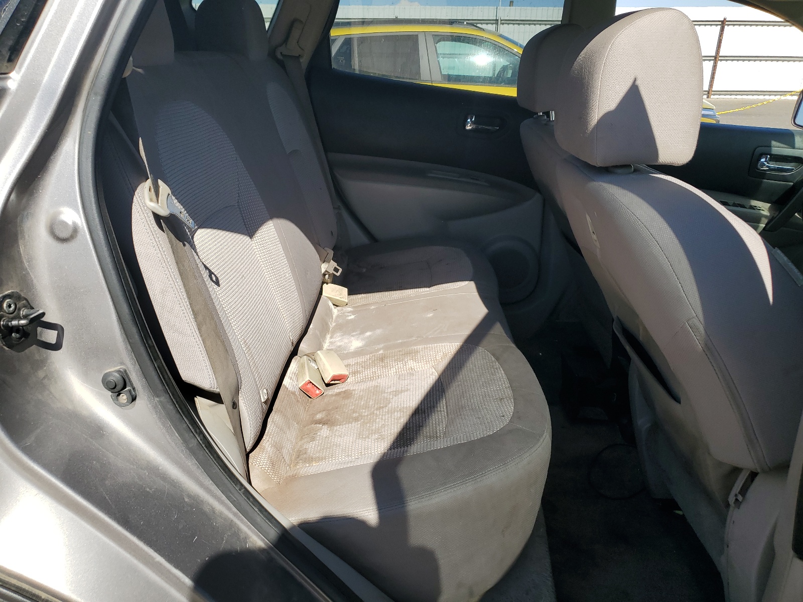 JN8AS5MT4BW157616 2011 Nissan Rogue S