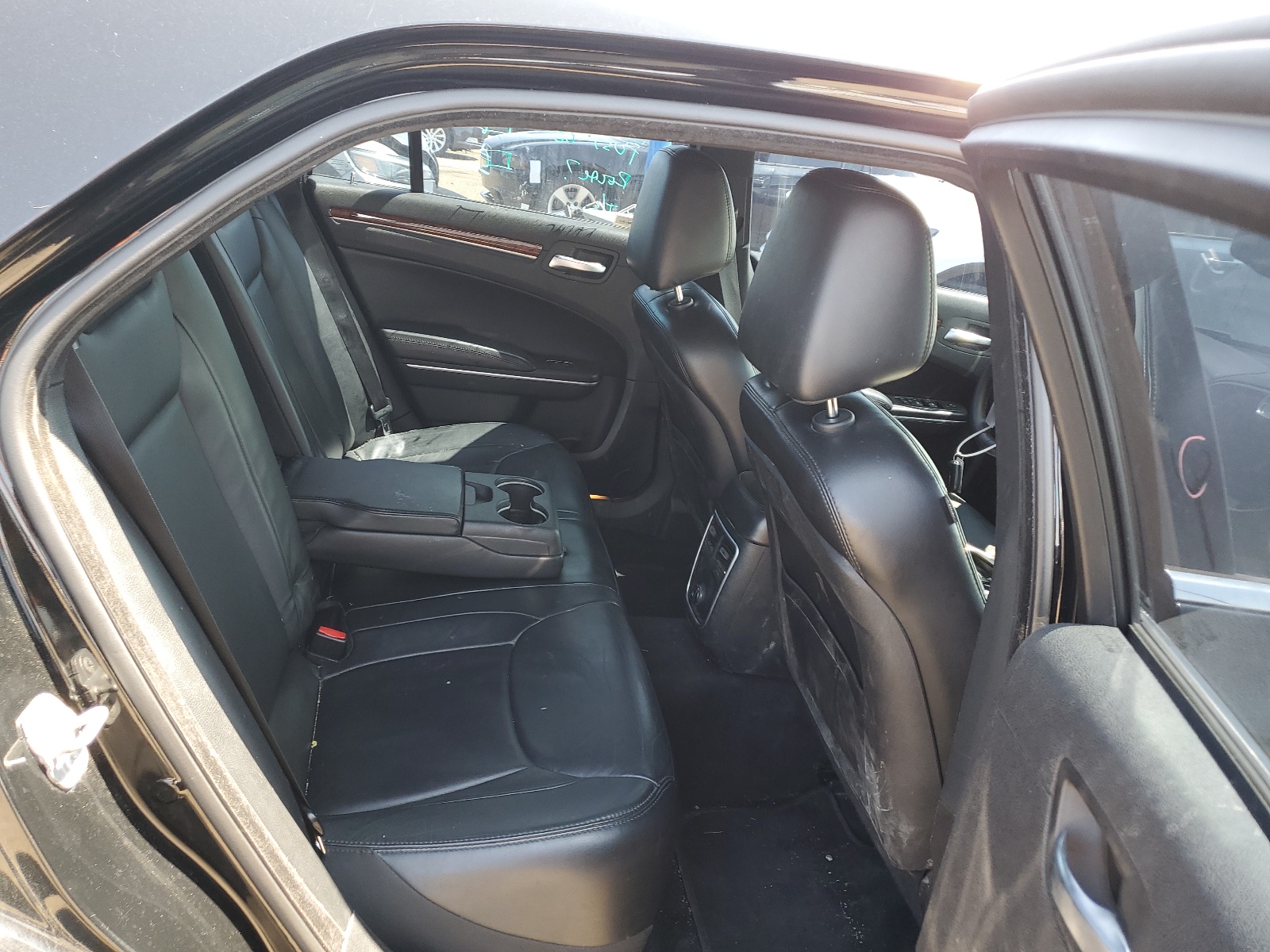 2C3CCAAG9EH175232 2014 Chrysler 300