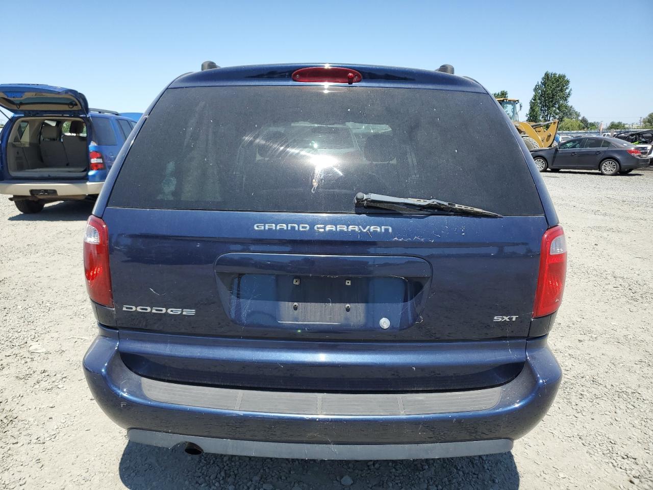 2D4GP44L15R354356 2005 Dodge Grand Caravan Sxt