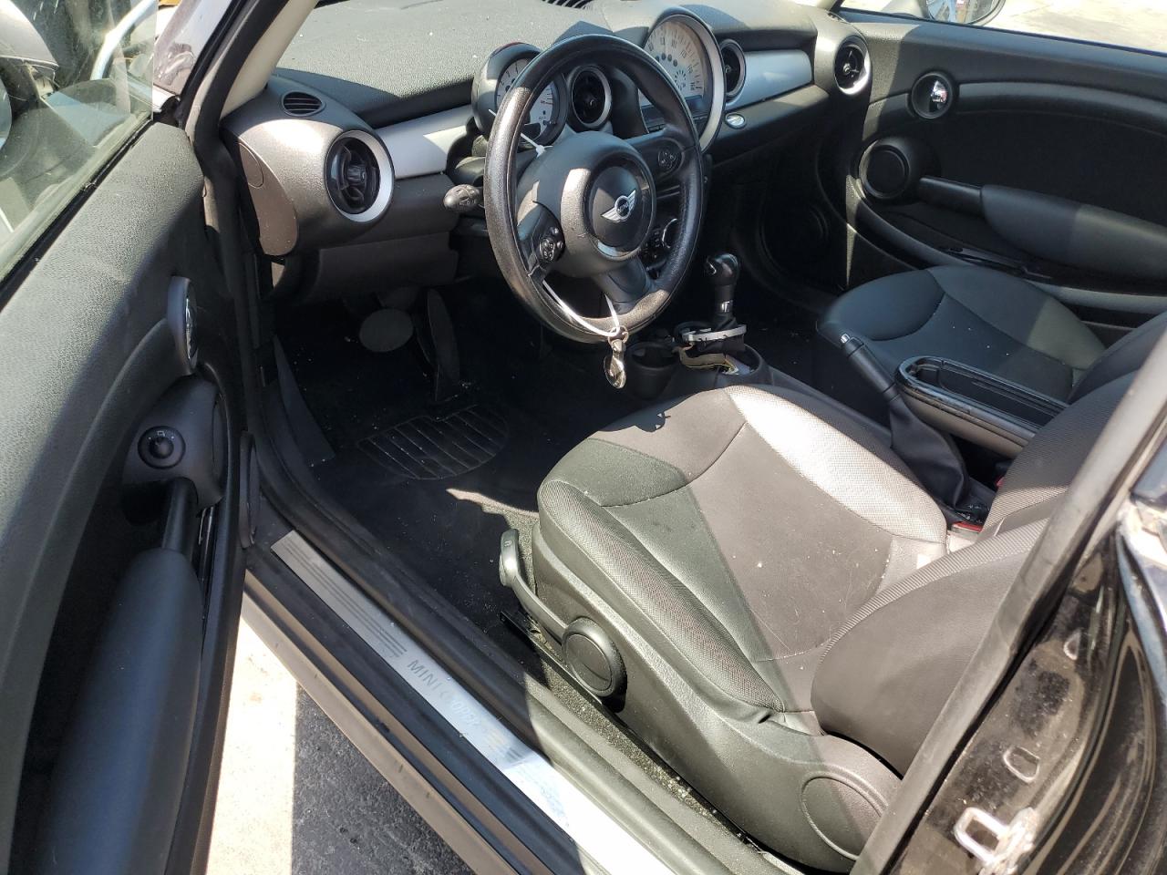 2013 Mini Cooper VIN: WMWSU3C56DT690568 Lot: 63791494