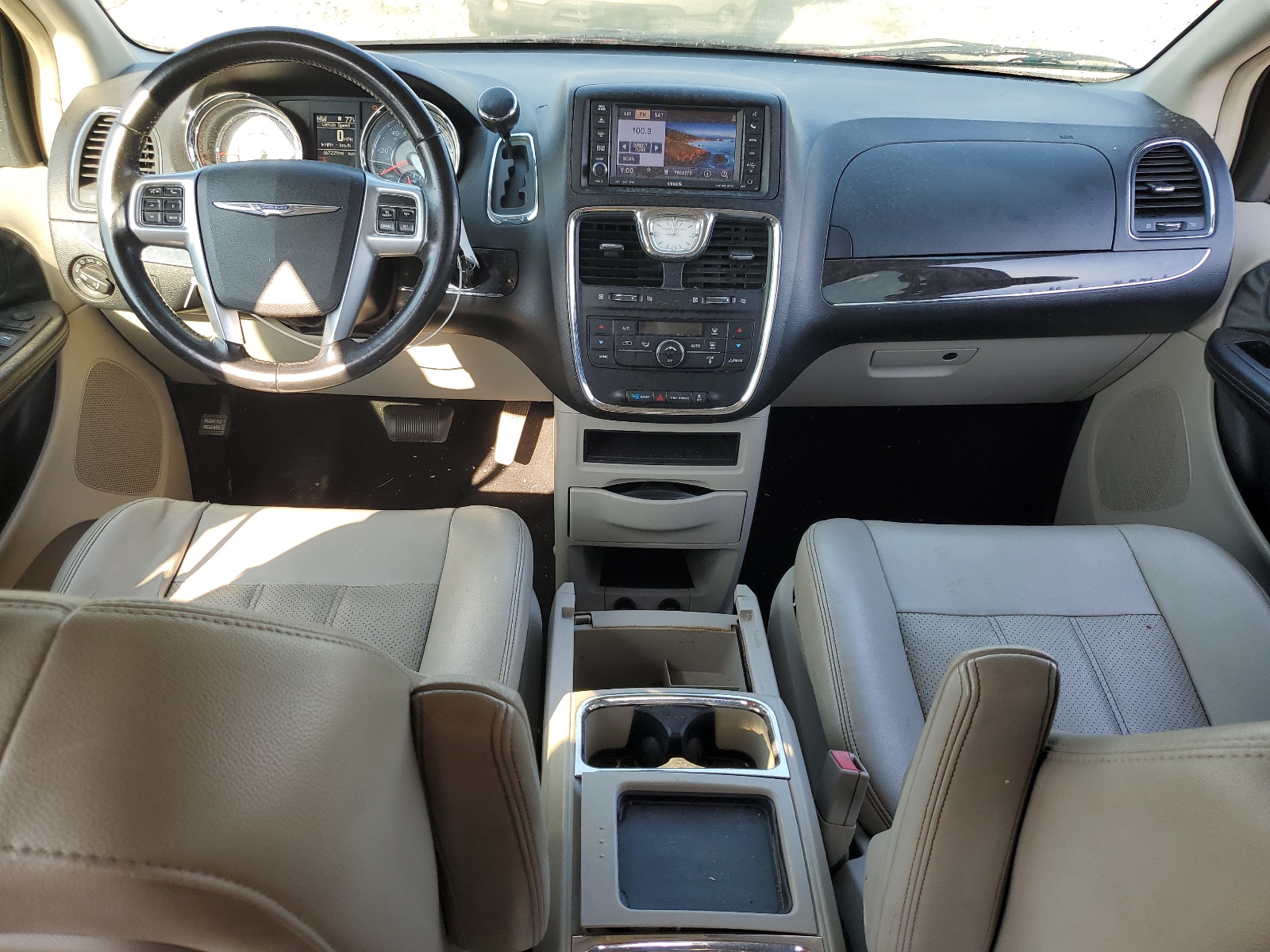 2C4RC1BG3CR411918 2012 Chrysler Town & Country Touring