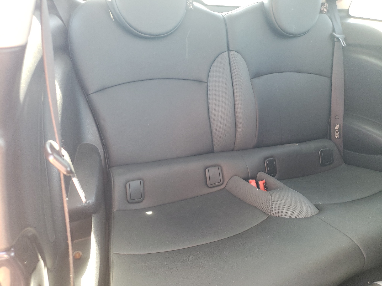 WMWMF7C56ATZ71212 2010 Mini Cooper S