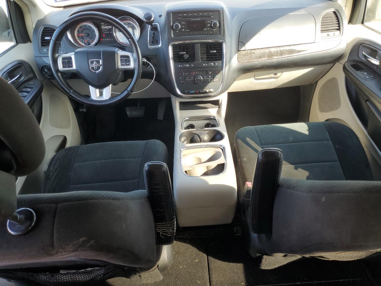 2012 Dodge Grand Caravan Crew VIN: 2C4RDGDG5CR100665 Lot: 68156495