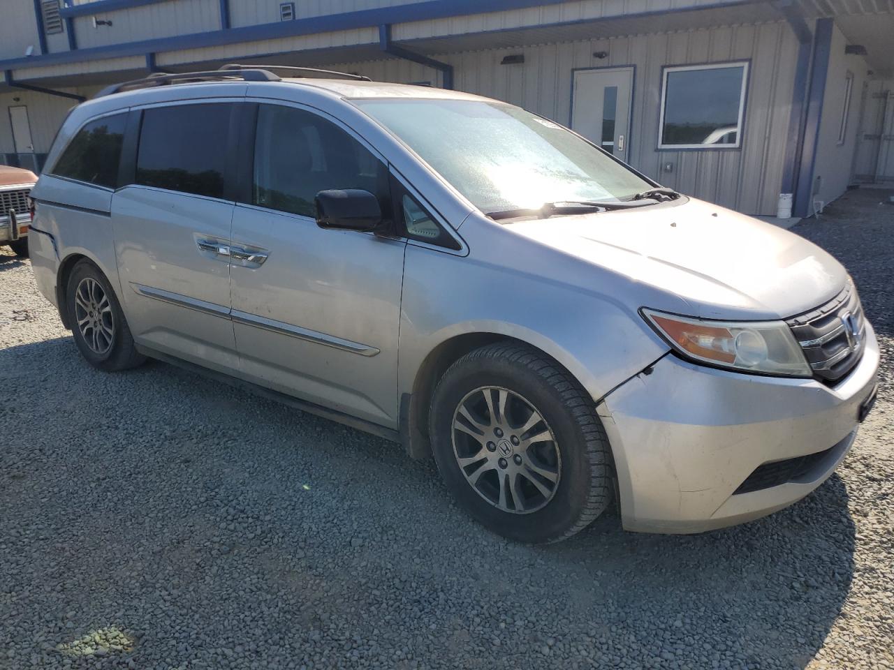 2011 Honda Odyssey Exl VIN: 5FNRL5H62BB015155 Lot: 61897404
