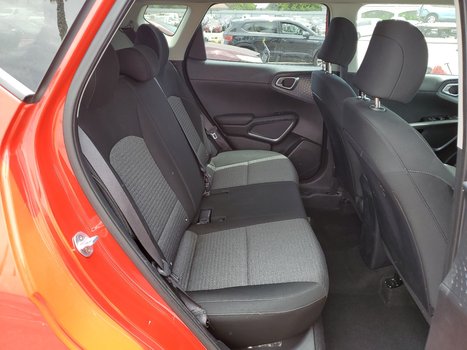 KNDJ63AU8L7035600 2020 Kia Soul Gt Line