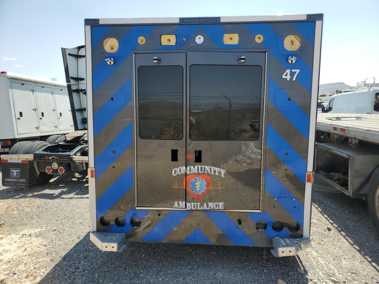 2022 Ford Econoline E350 Super Duty Cutaway Van VIN: 1FDWE3FNXNDC00945 Lot: 65088954