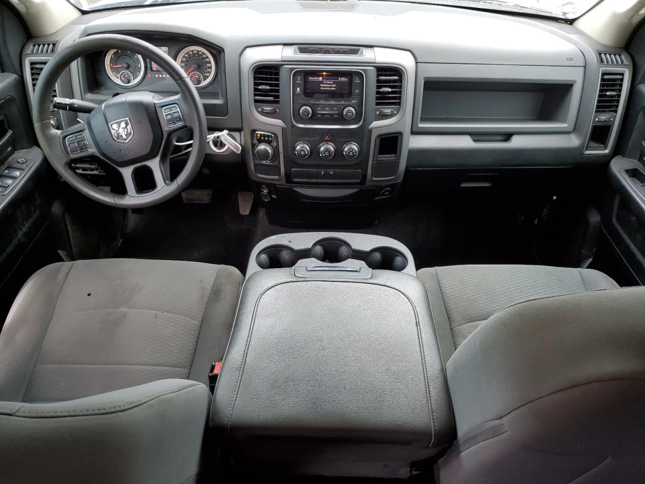 2018 Ram 1500 St VIN: 1C6RR6FG5JS325616 Lot: 62292294