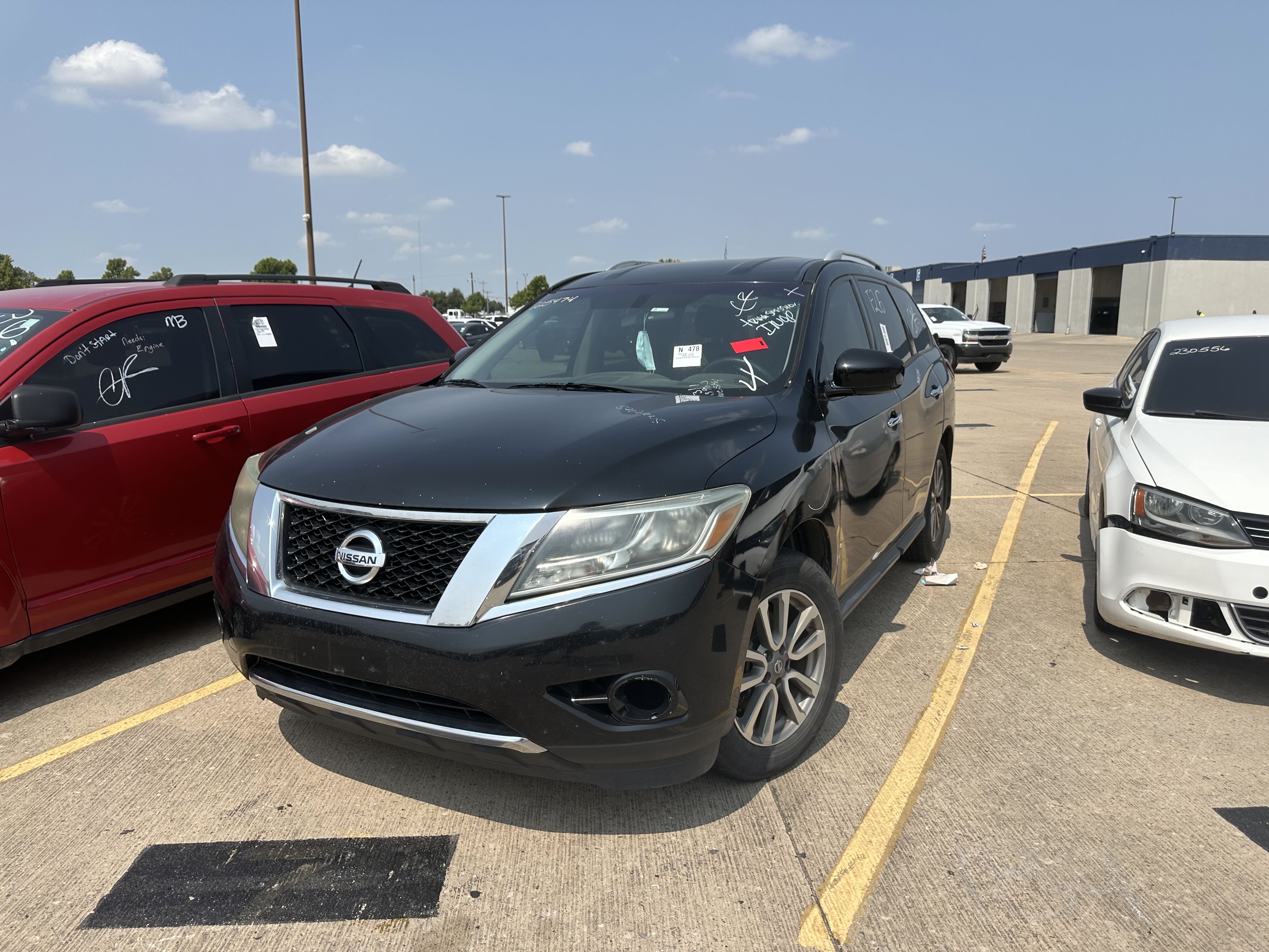 2014 Nissan Pathfinder S vin: 5N1AR2MN1EC725474