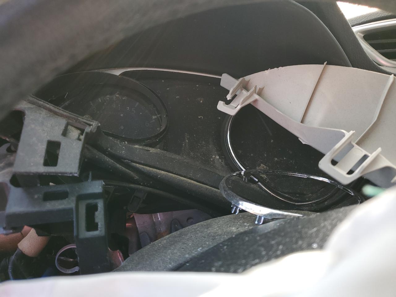 2015 Nissan Rogue S VIN: 5N1AT2MV4FC838211 Lot: 61818014