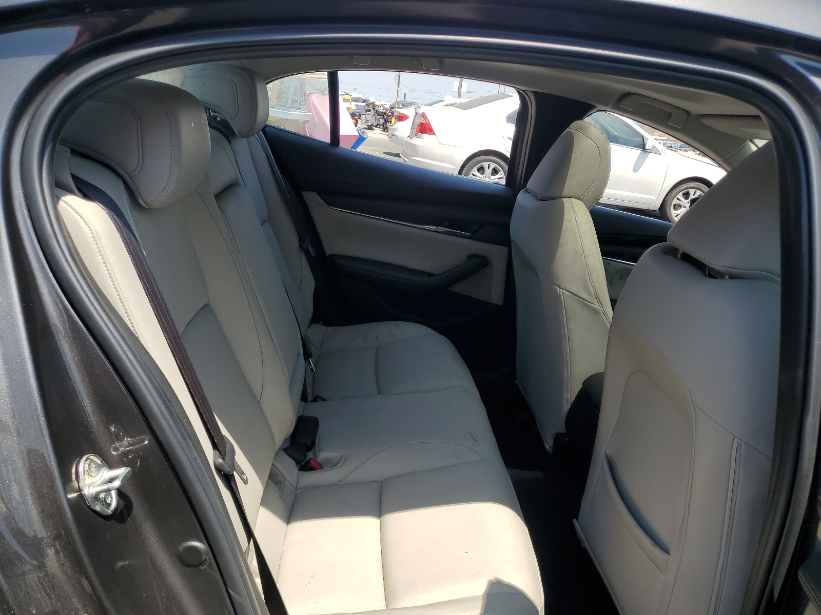 JM1BPACL1M1328303 2021 Mazda 3 Preferred