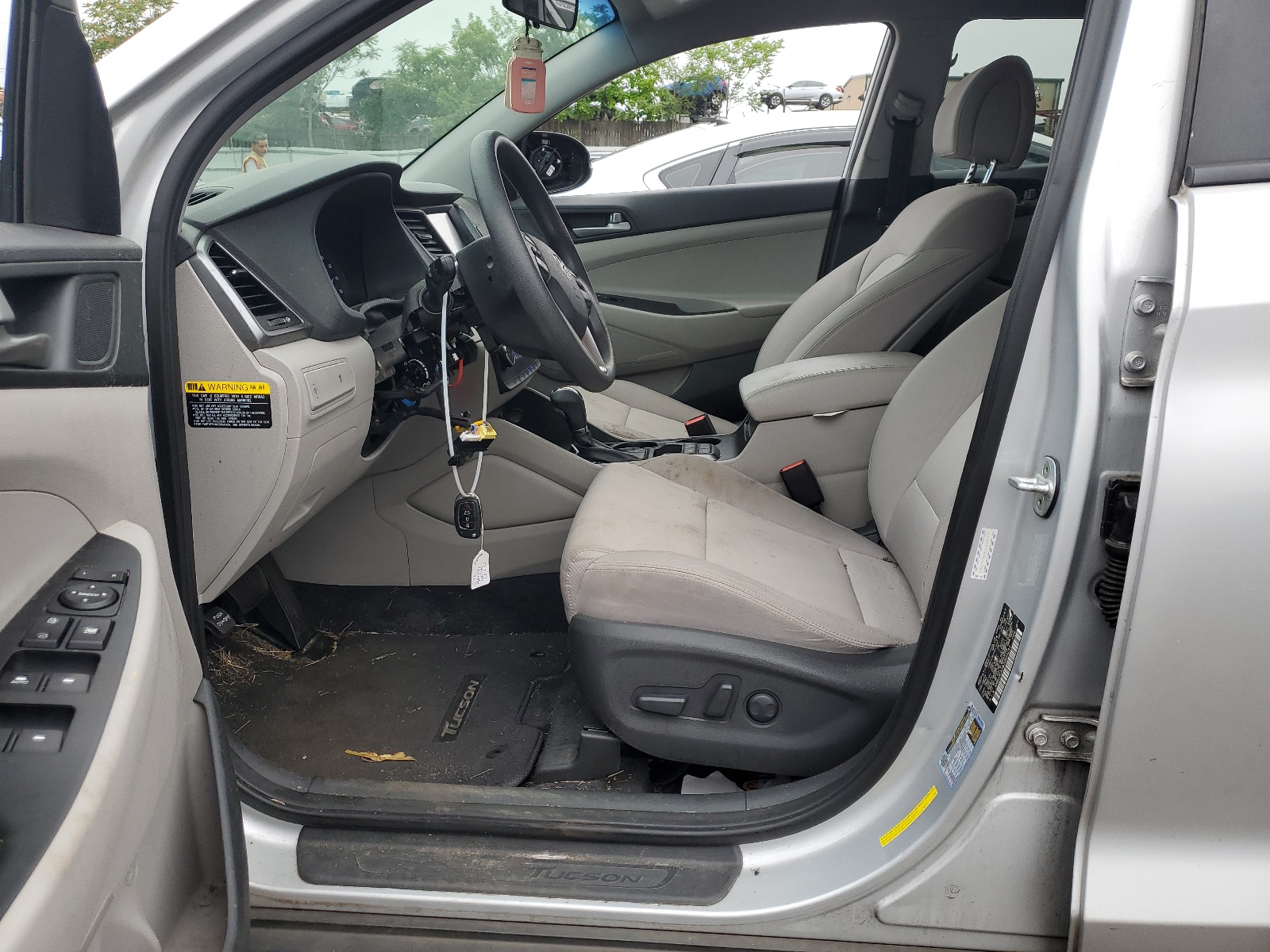 KM8J3CA48JU693243 2018 Hyundai Tucson Sel