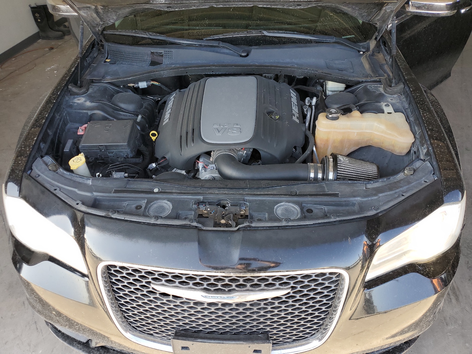 2C3CCAET4FH772748 2015 Chrysler 300C