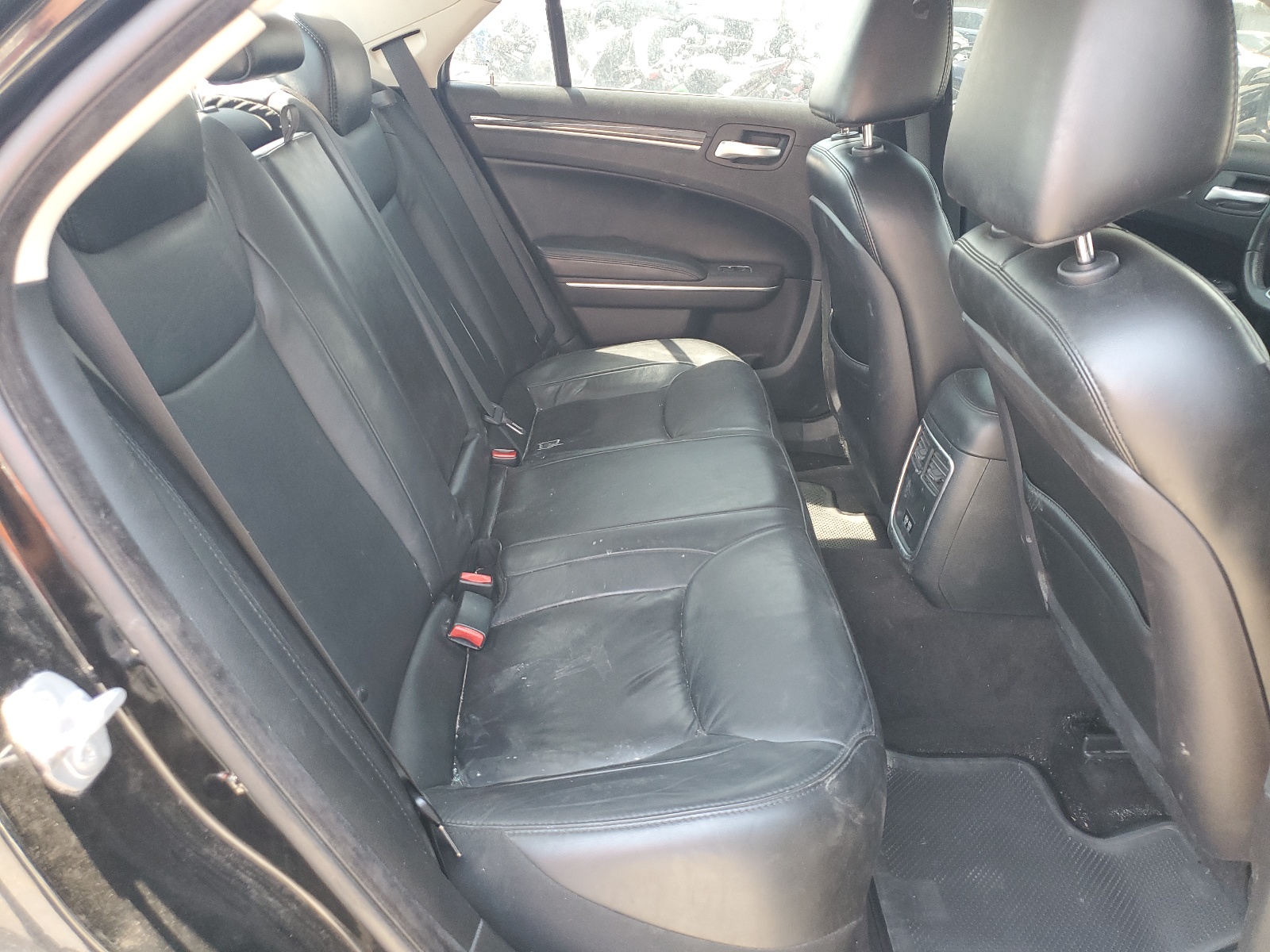 2C3CCARG0GH308239 2016 Chrysler 300 Limited