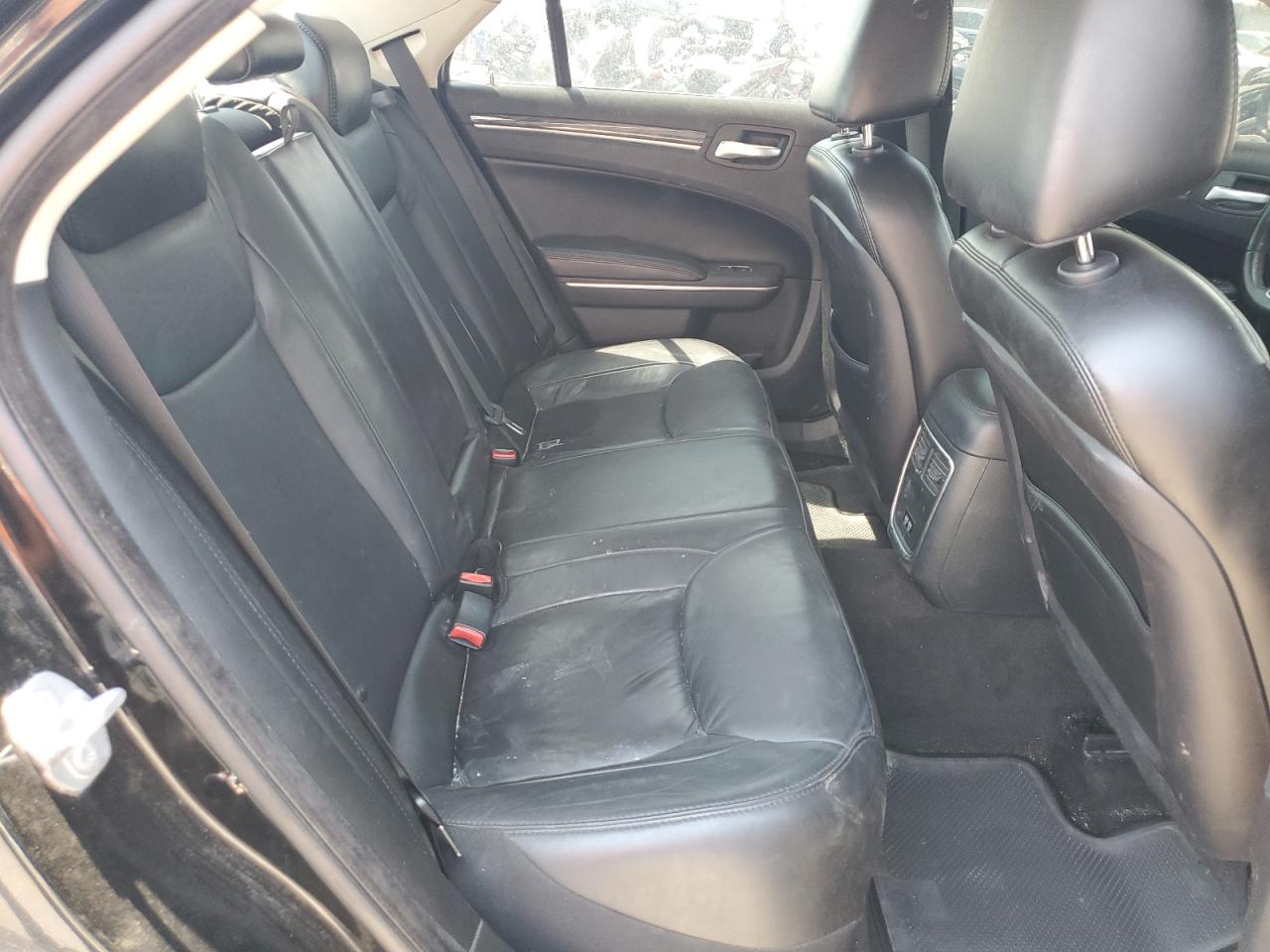 2016 Chrysler 300 Limited VIN: 2C3CCARG0GH308239 Lot: 63129054