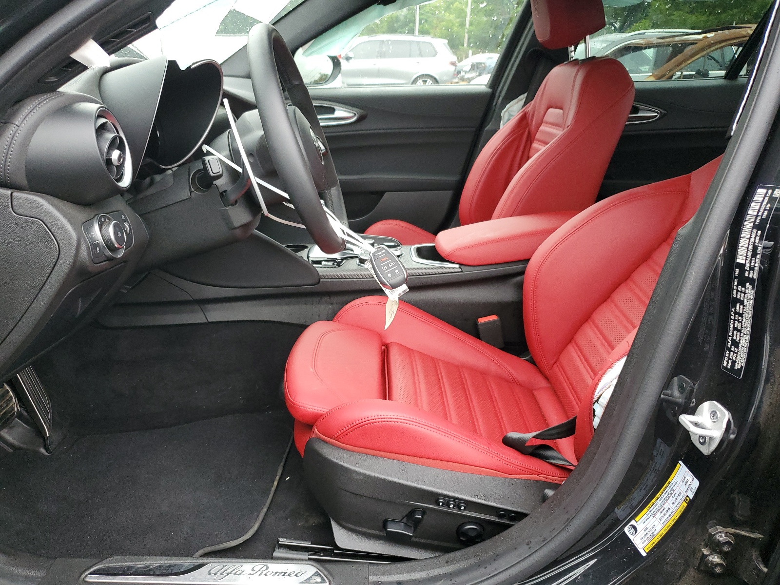 ZARFAMEV9R7684608 2024 Alfa Romeo Giulia Quadrifoglio