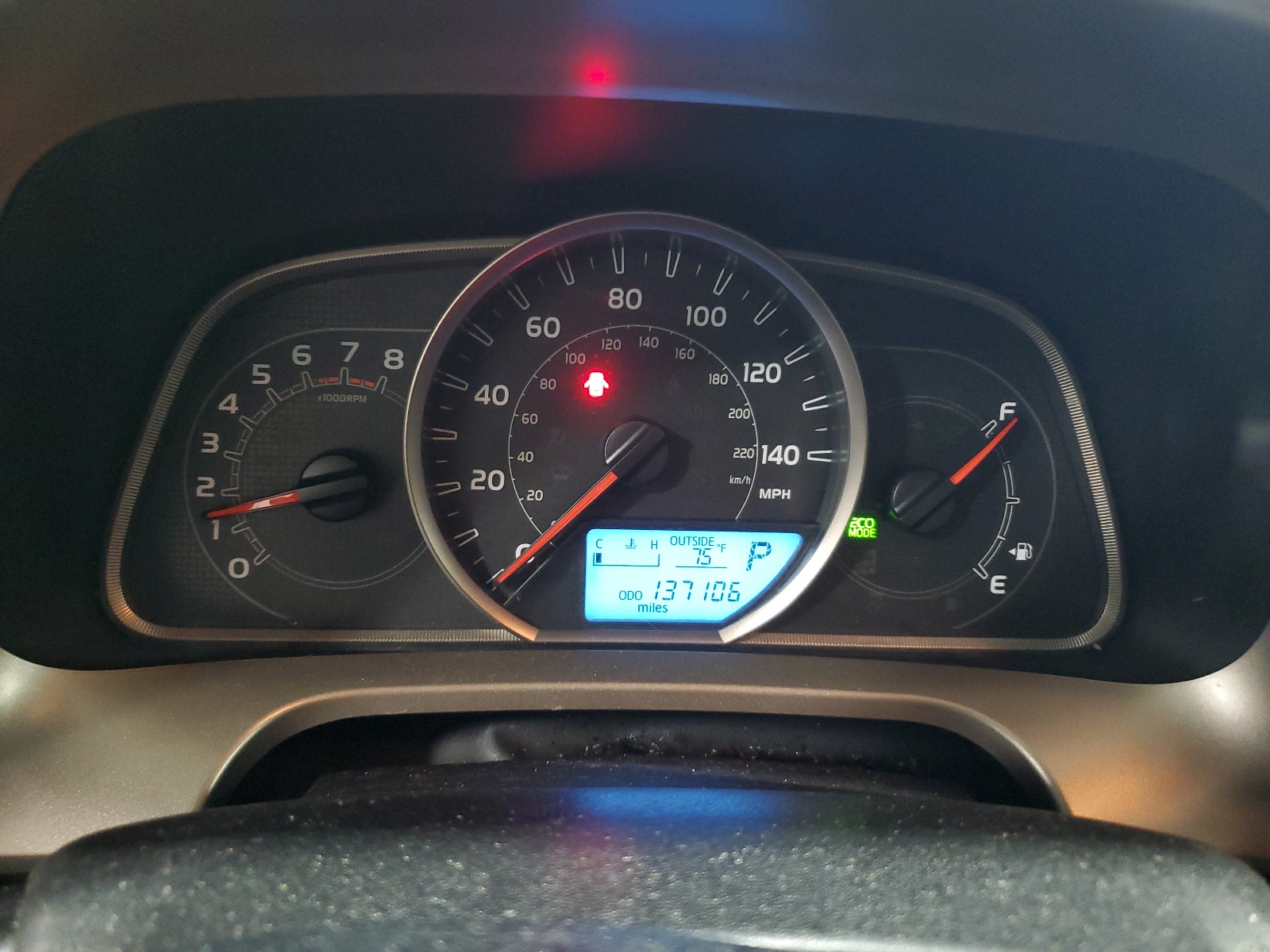 JTMRFREV7FD129403 2015 Toyota Rav4 Xle