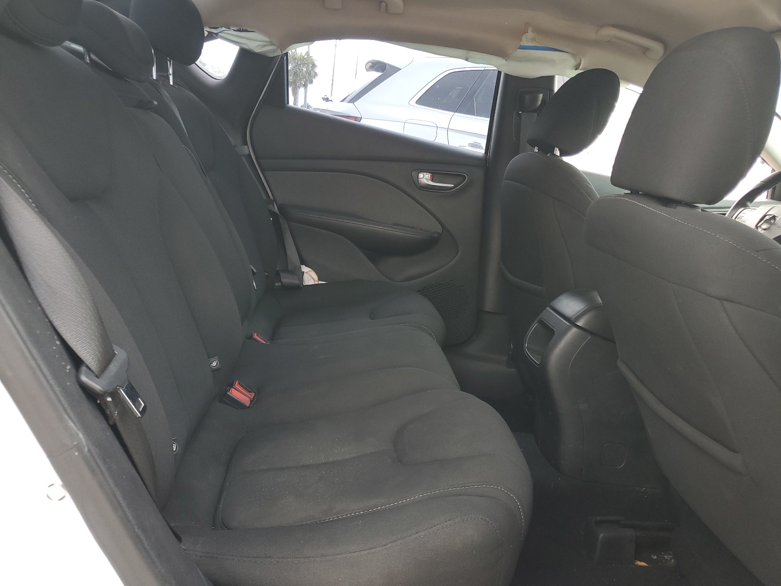 1C3CDFBH1DD257288 2013 Dodge Dart Sxt