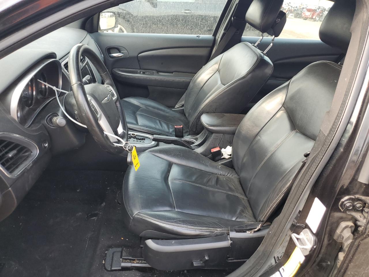 2011 Chrysler 200 Limited VIN: 1C3BC2FG8BN517797 Lot: 64028384