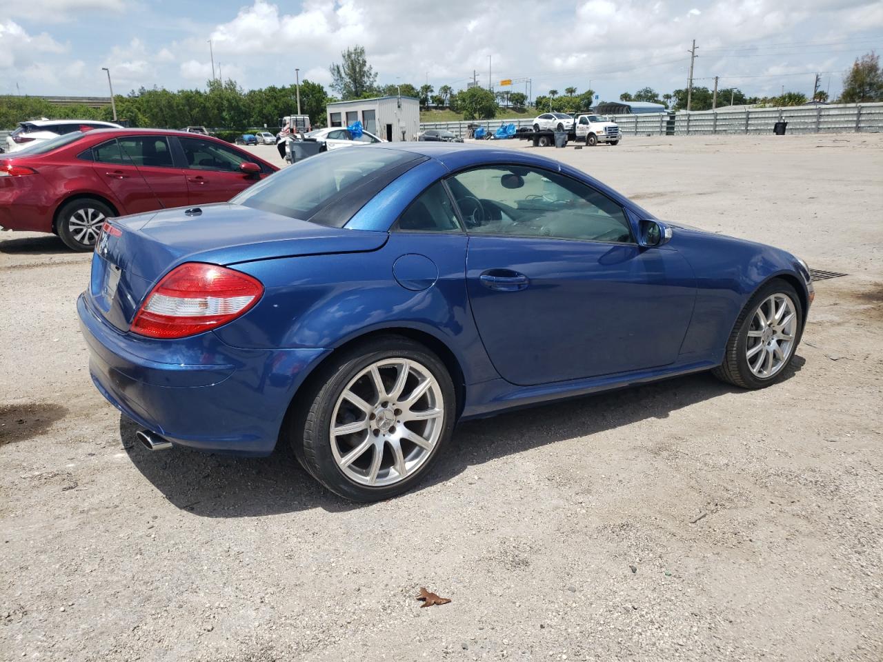 2005 Mercedes-Benz Slk 350 VIN: WDBWK56F05F074230 Lot: 65776424