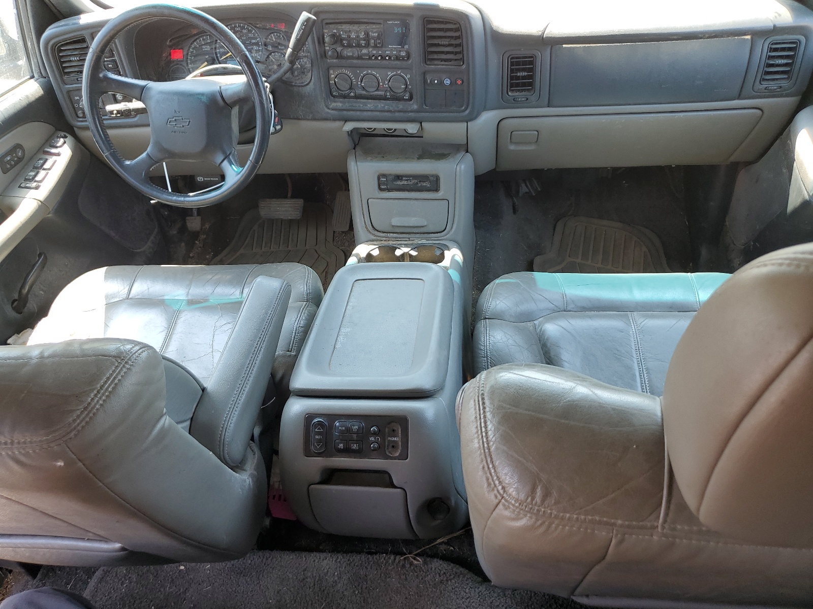 1GNEK13T4YJ198560 2000 Chevrolet Tahoe K1500