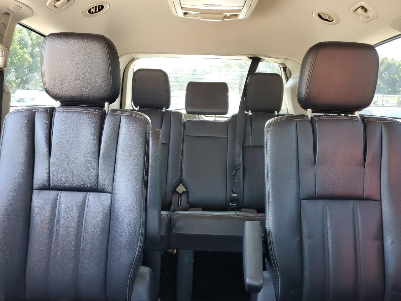 2014 Chrysler Town & Country Touring VIN: 2C4RC1BG4ER444106 Lot: 61025794