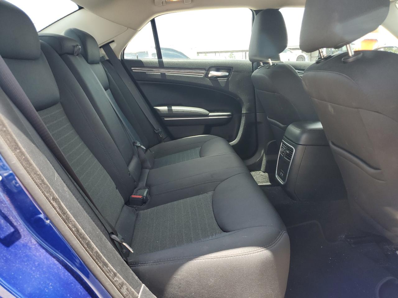 2020 Chrysler 300 Touring VIN: 2C3CCAAG9LH172084 Lot: 63812364