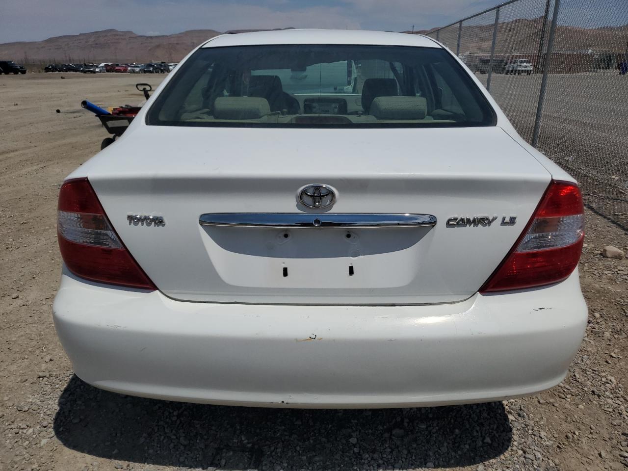 2003 Toyota Camry Le VIN: JTDBE32K330154913 Lot: 64698054