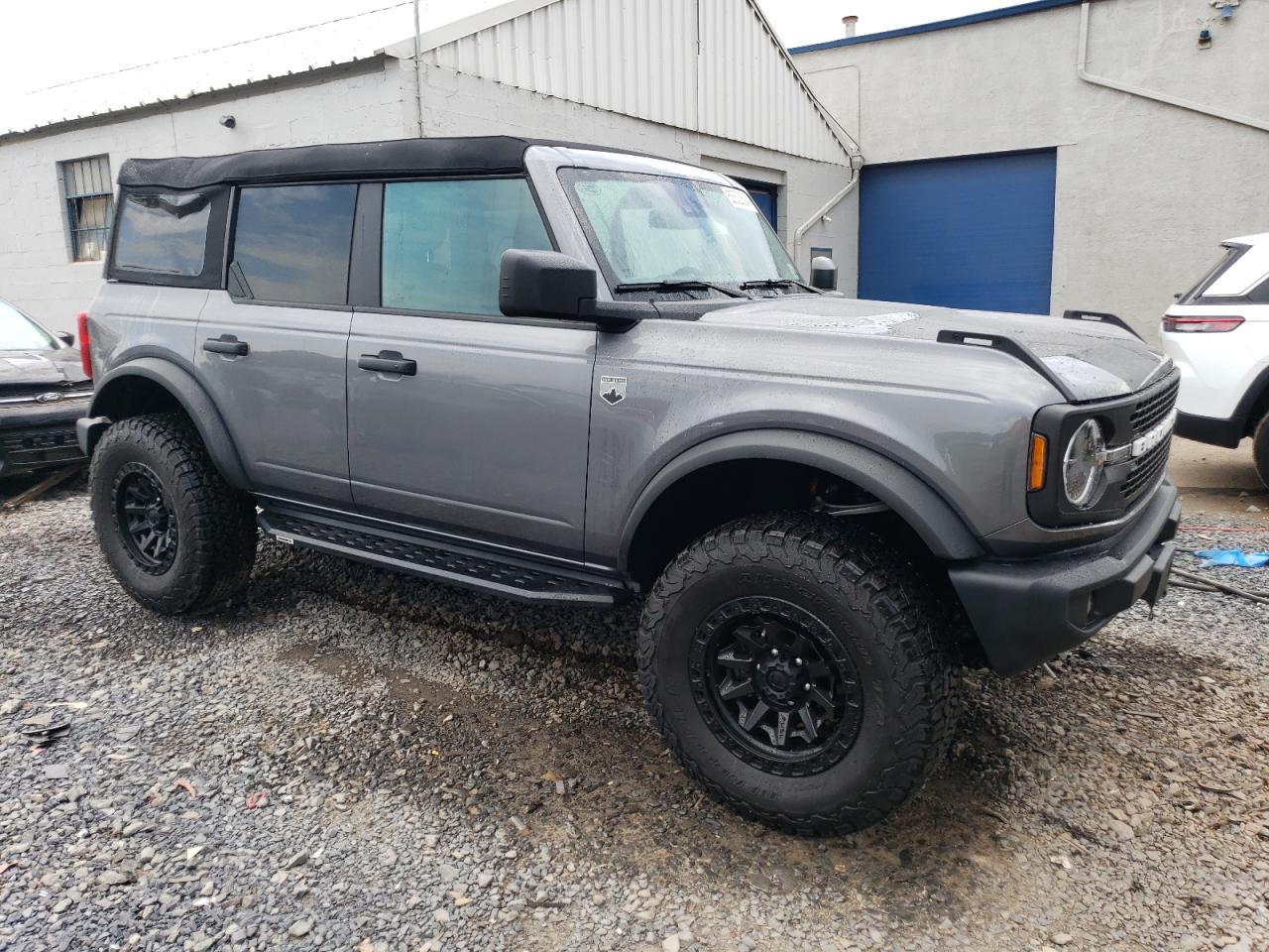 2023 Ford Bronco Base VIN: 1FMDE5BH1PLB19926 Lot: 63532694