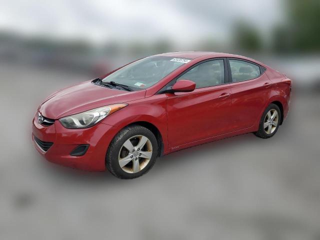  HYUNDAI ELANTRA 2013 Красный