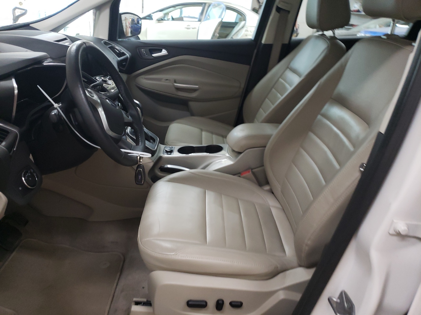 1FADP5BU4DL549236 2013 Ford C-Max Sel