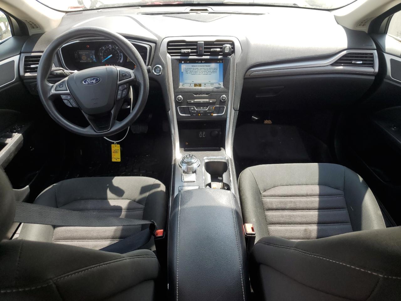 2019 Ford Fusion Se VIN: 3FA6P0LU0KR119390 Lot: 63763244