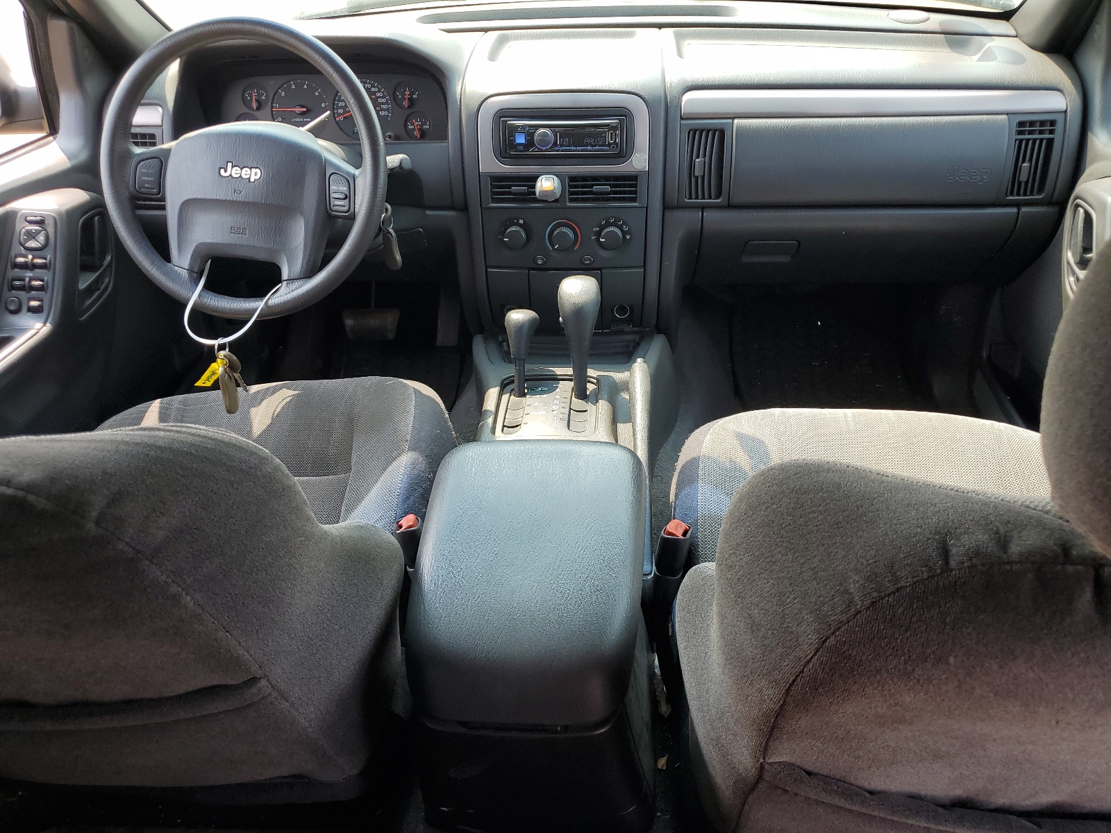 1J4GW48S41C556820 2001 Jeep Grand Cherokee Laredo