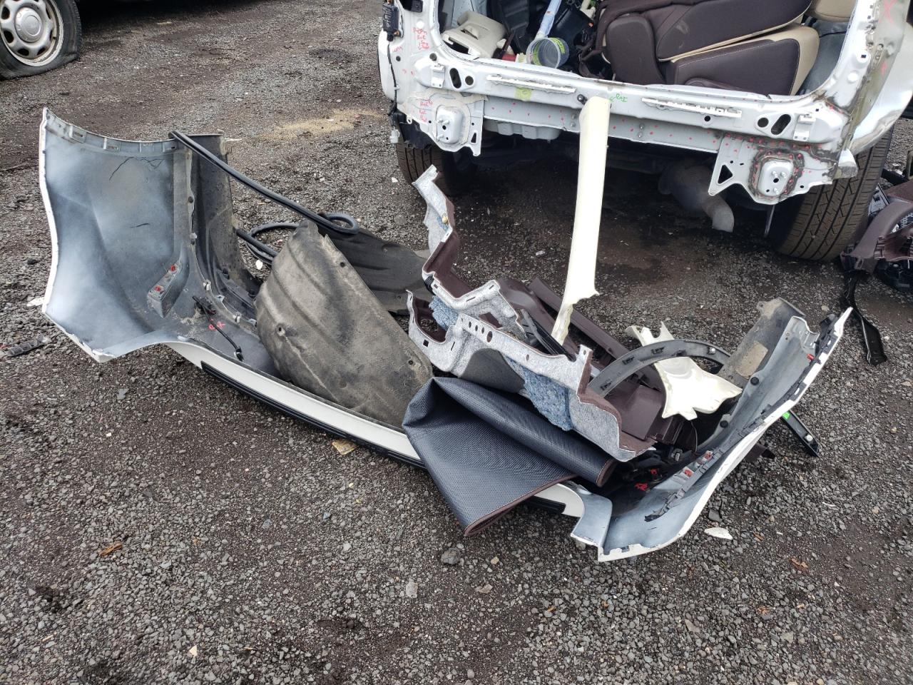 2019 Lexus Rx 450H Base VIN: 2T2BGMCA2KC035997 Lot: 63961204