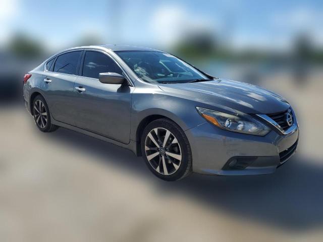 Седани NISSAN ALTIMA 2016 Сріблястий