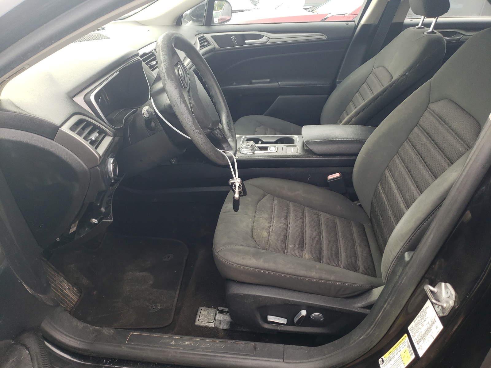 3FA6P0LU3KR106813 2019 Ford Fusion Se